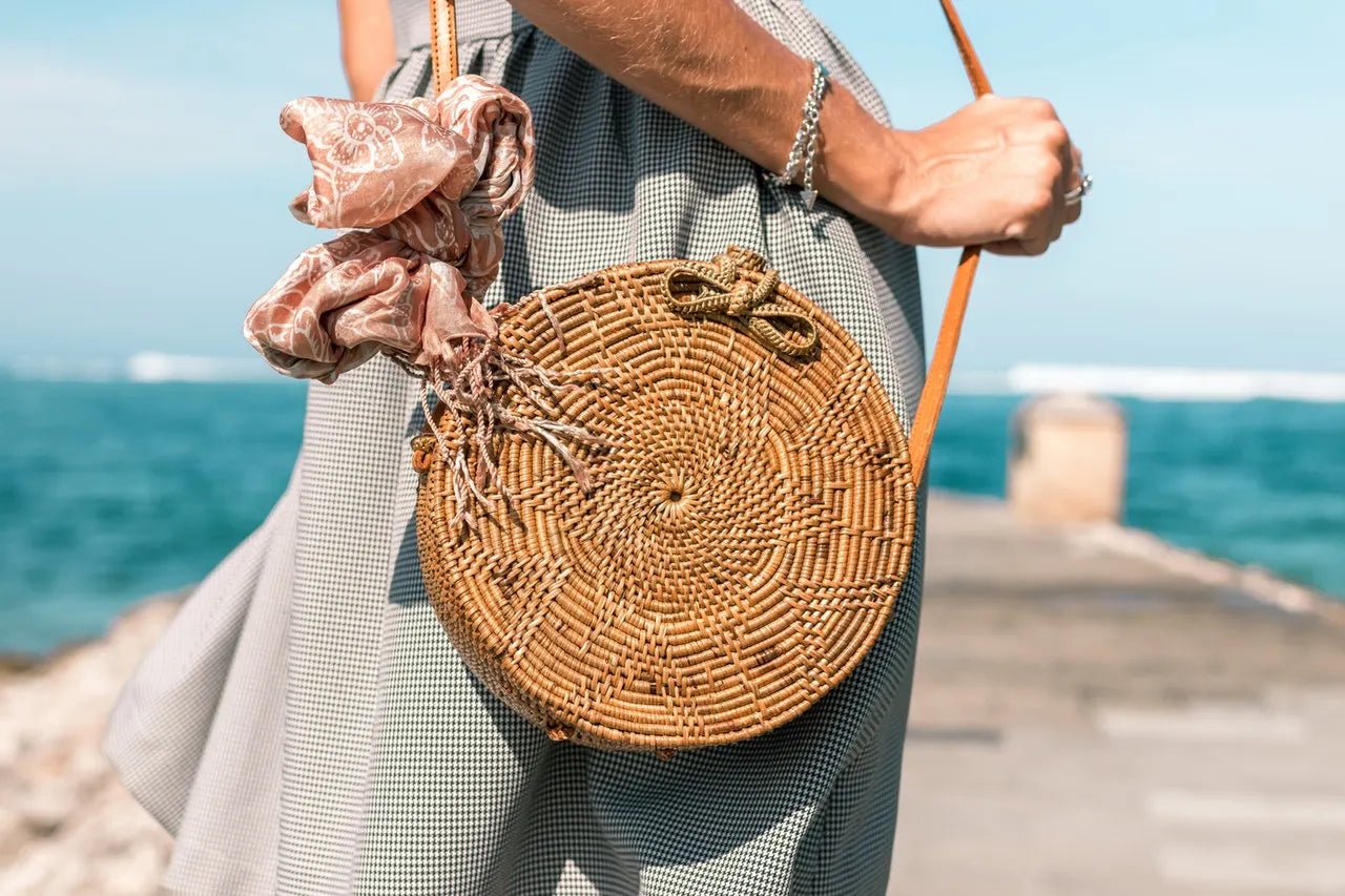 Straw rattan bag discount