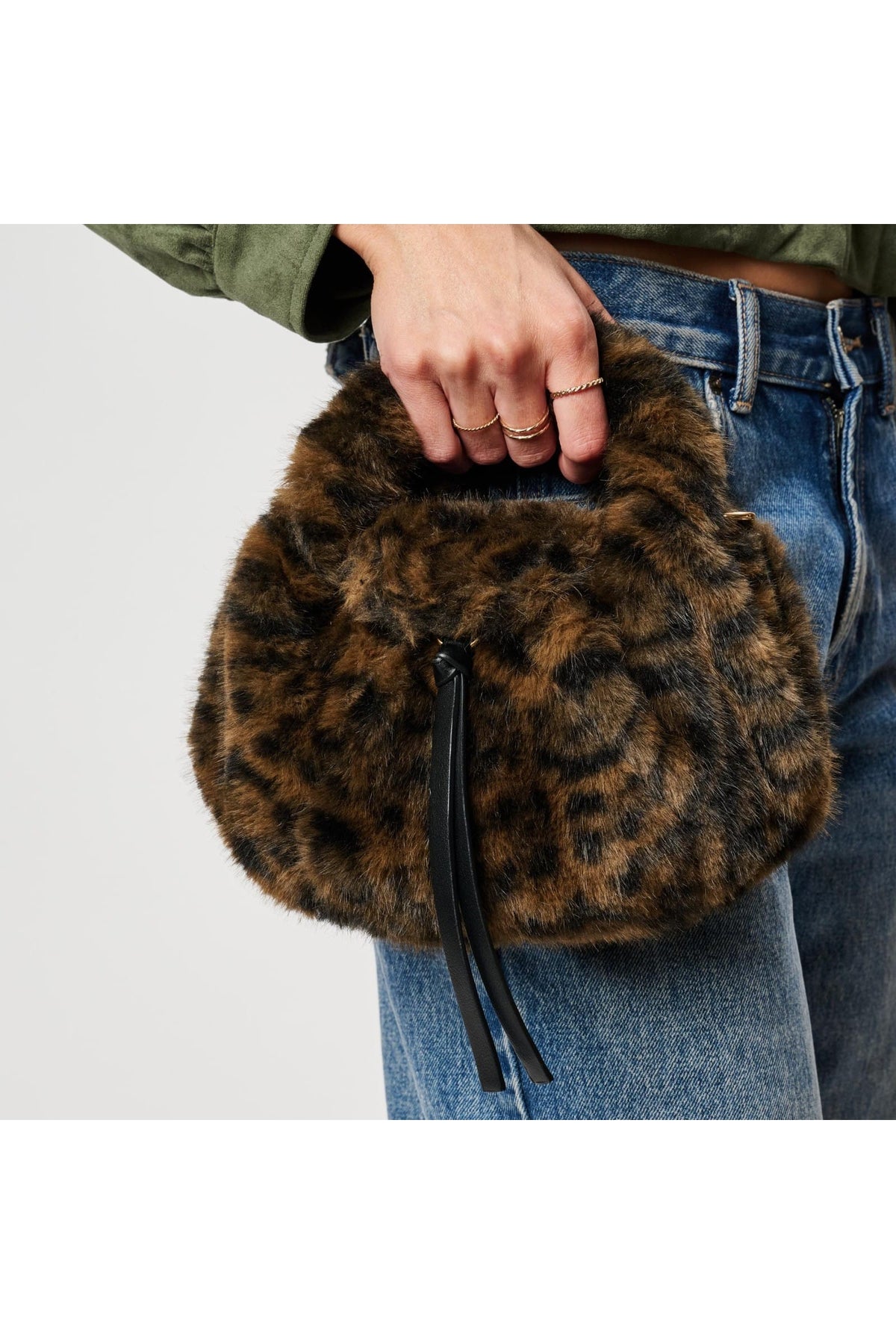 Moda Luxe 38240ML Leopard bag styled on model, view 1