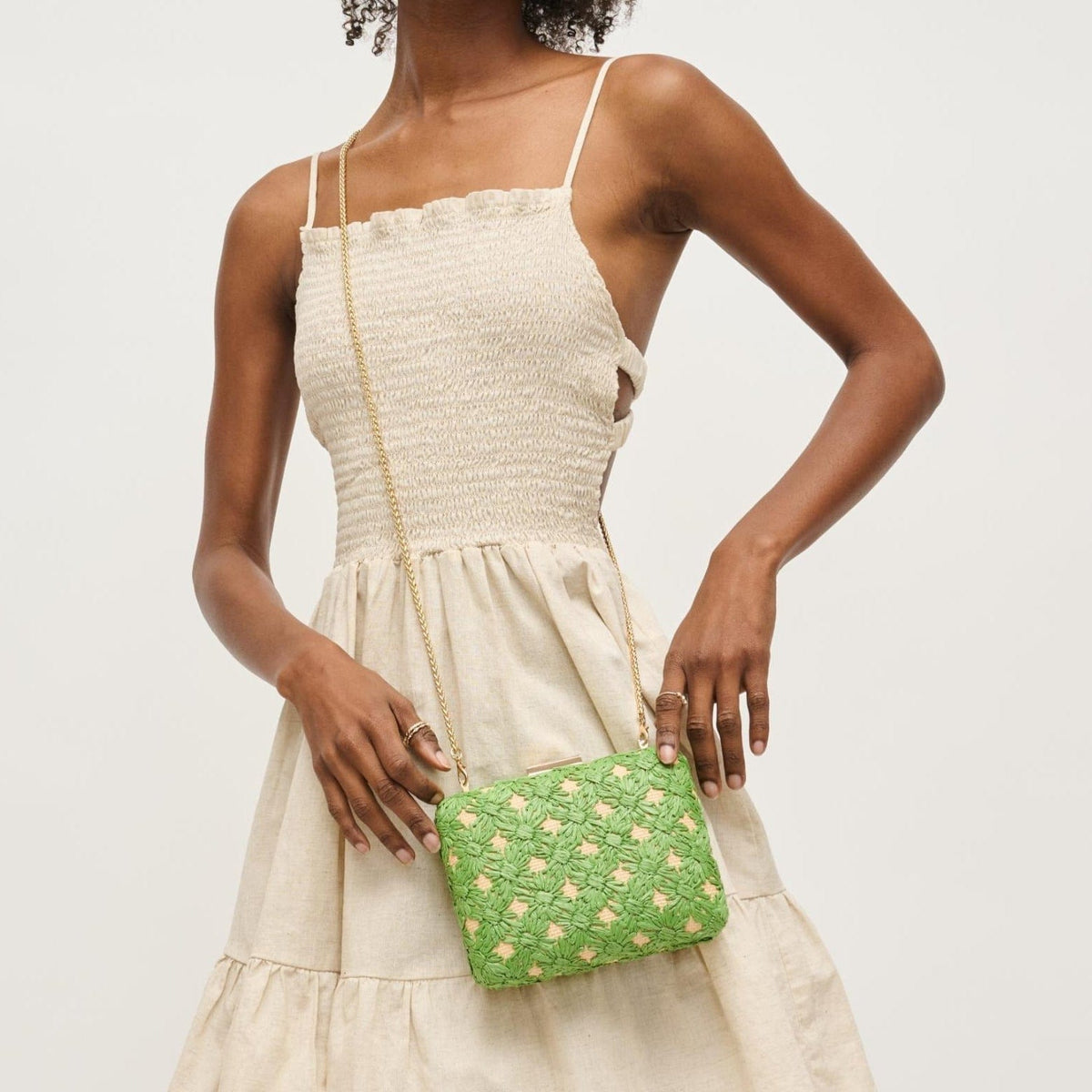 60790 Samantha Floral Straw Clutch/Evening Bag With Chain Strap - MiMi Wholesale