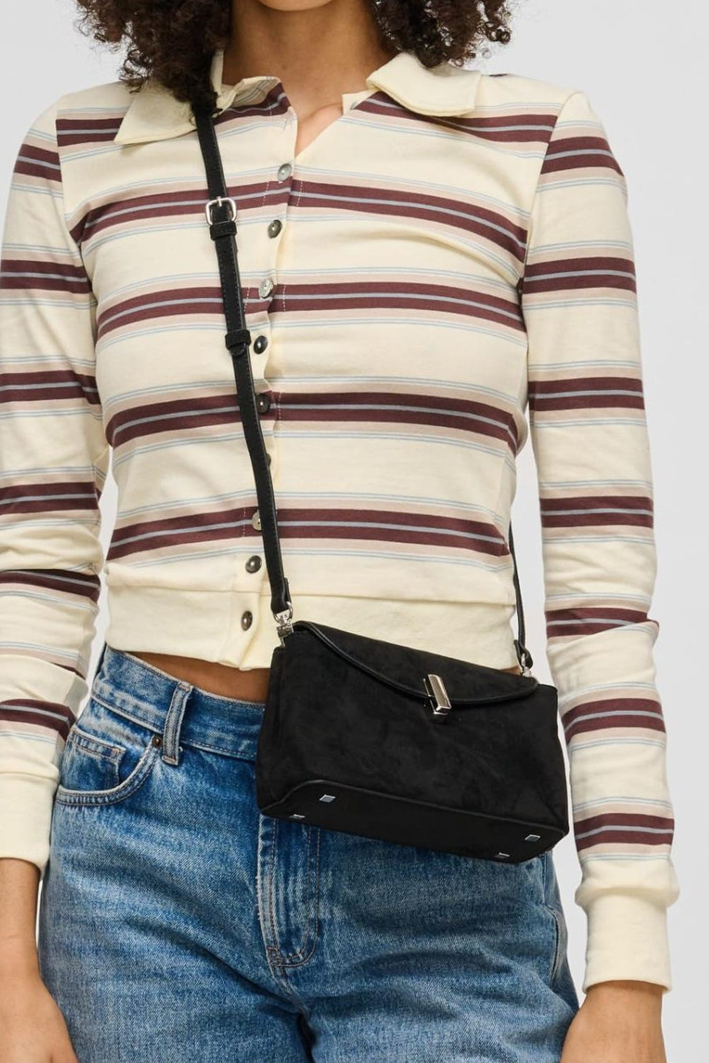 64660 Black bag styled on model, view 2