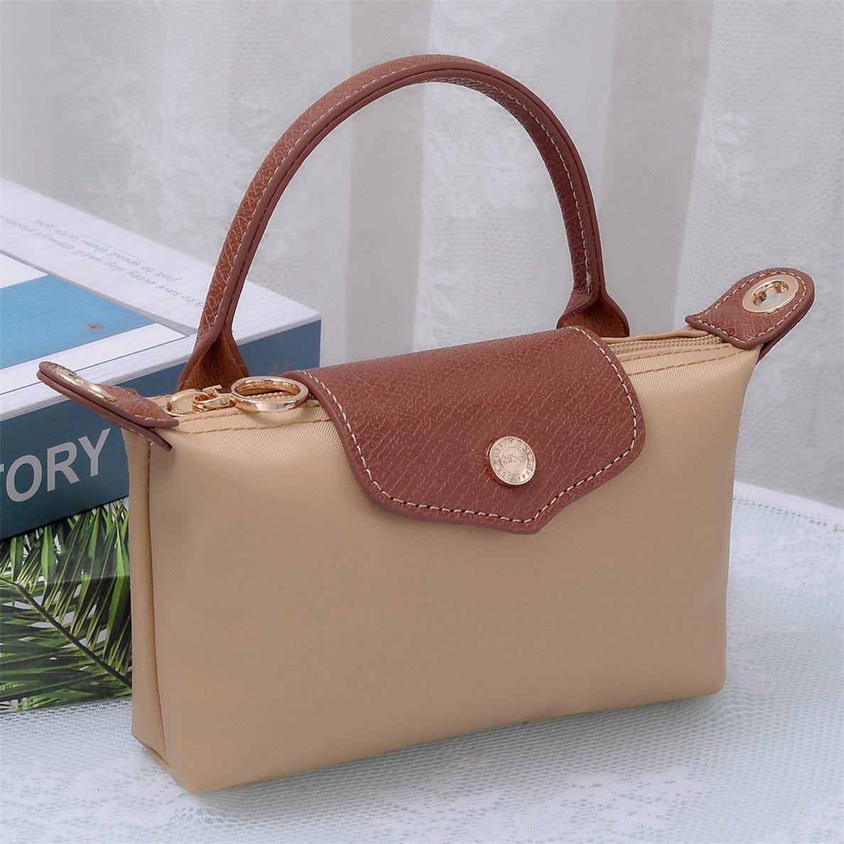 HM781 Penny Nylon Mini Crossbody Bag