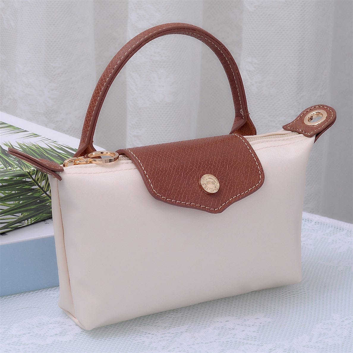 HM781 Penny Nylon Mini Crossbody Bag