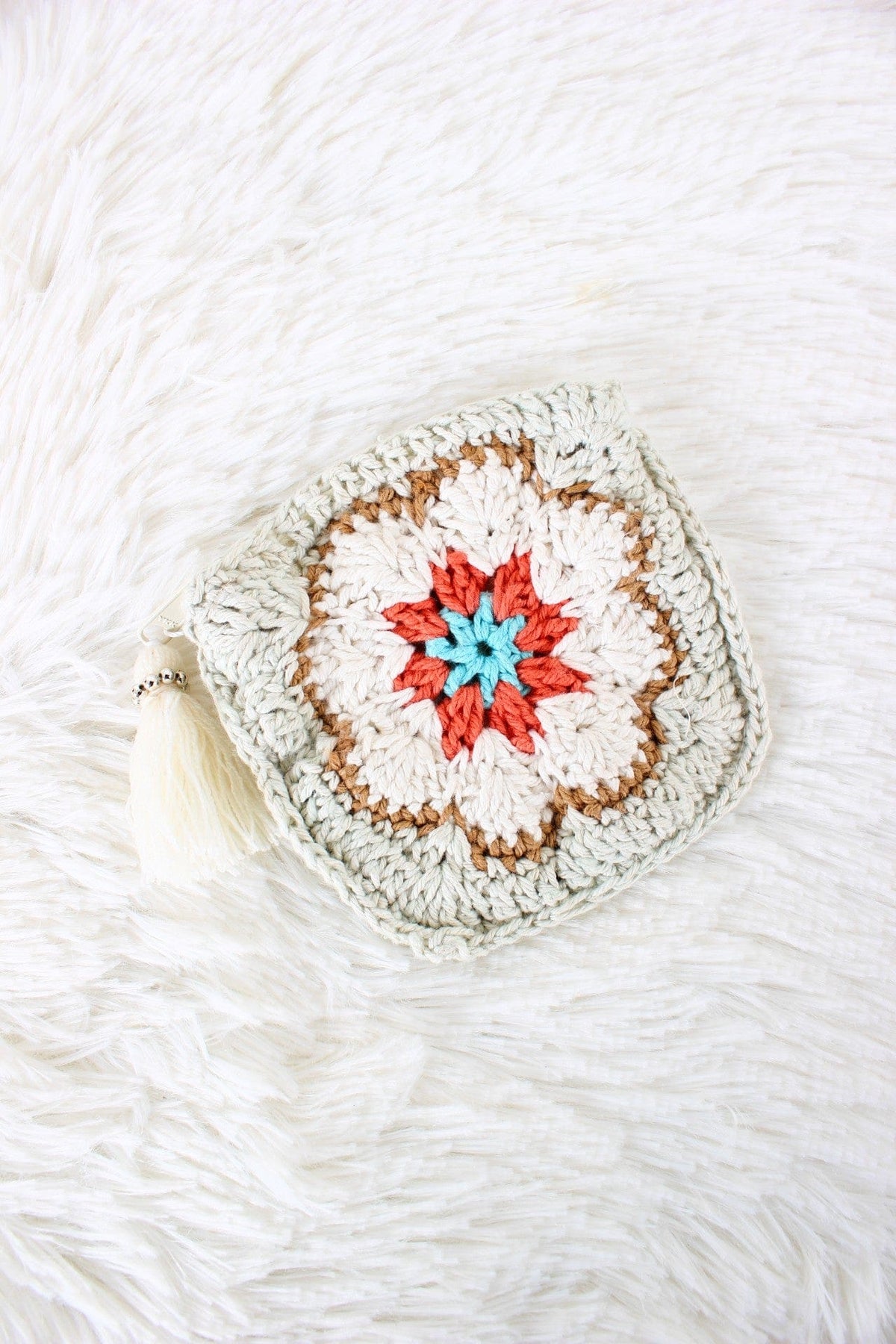 BGAIN274 Rochelle Crochet Flower Coin Pouch - MiMi Wholesale