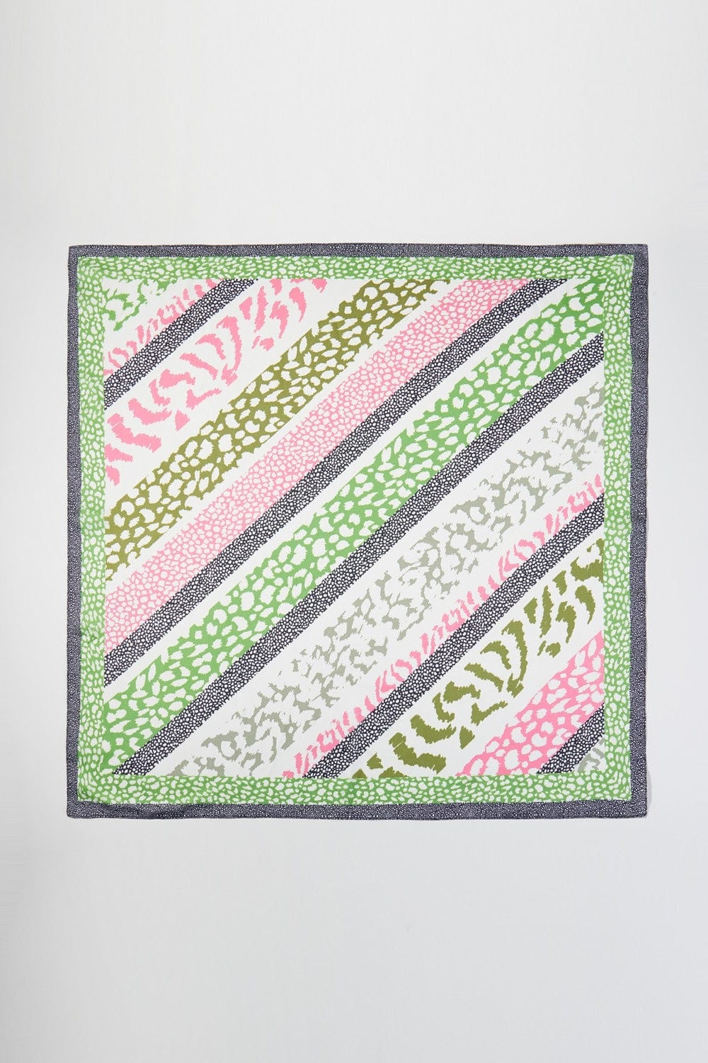 BS0130 Abstract Leopard Print Bandana - MiMi Wholesale