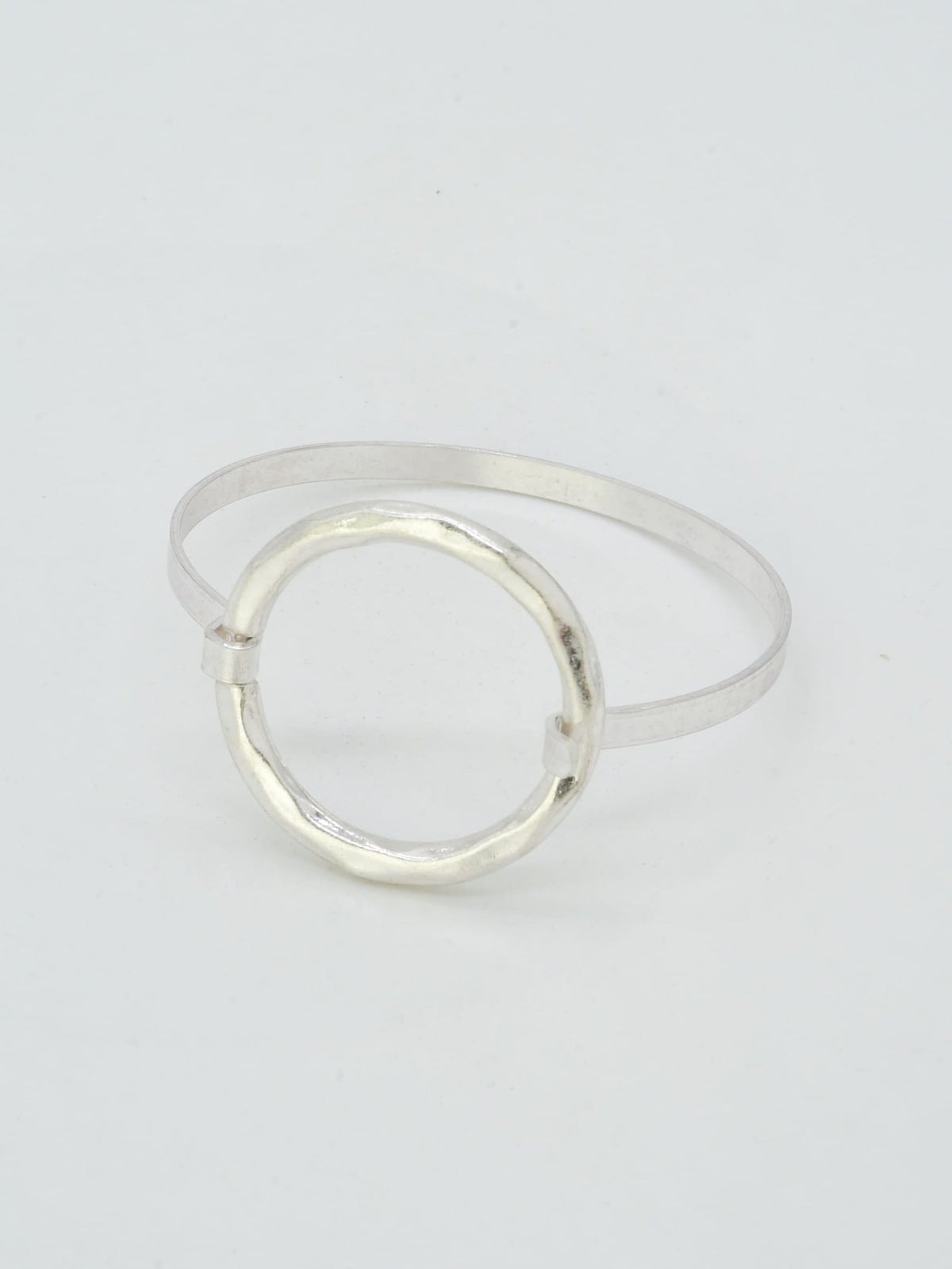CB2356 Round Hook Bracelet - MiMi Wholesale