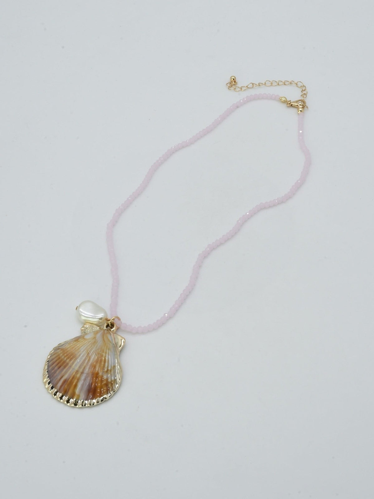 CN4416 Shell Pendant Necklace - MiMi Wholesale
