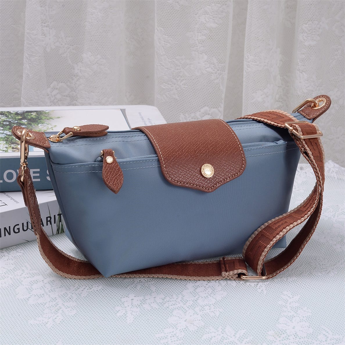 HM787 Ciara Nylon Crossbody Bag - MiMi Wholesale