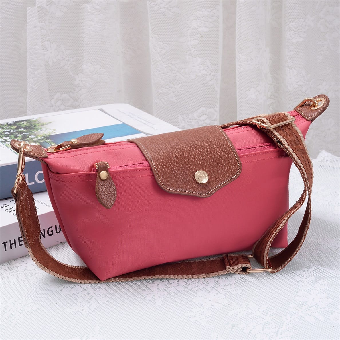 HM787 Ciara Nylon Crossbody Bag - MiMi Wholesale