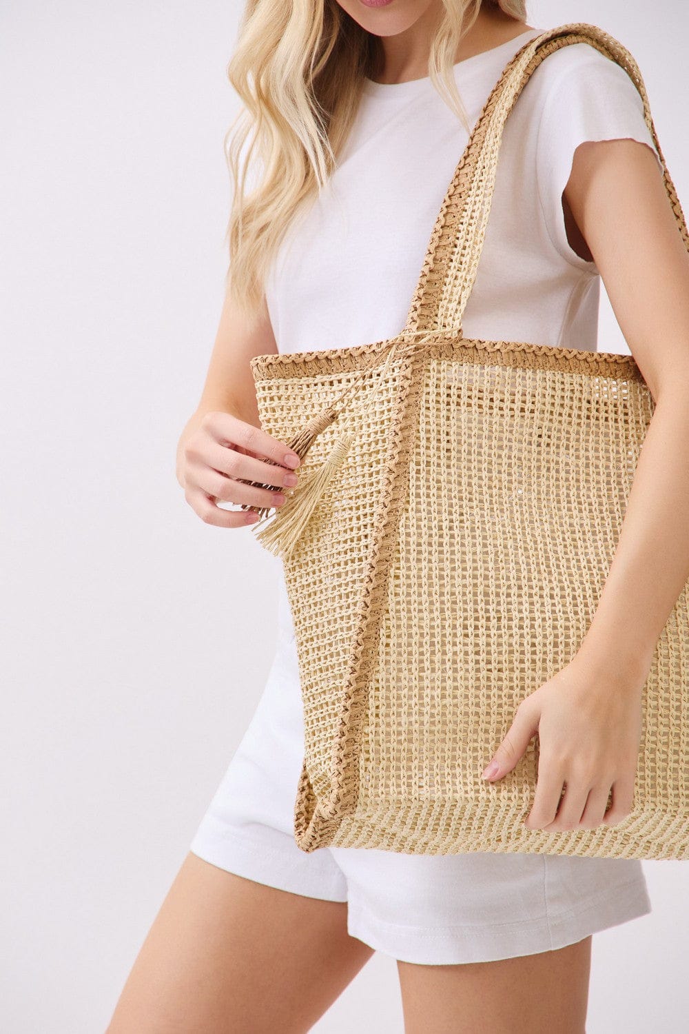 MB0338 Two Tone Woven Straw Beach Tote Bag - MiMi Wholesale