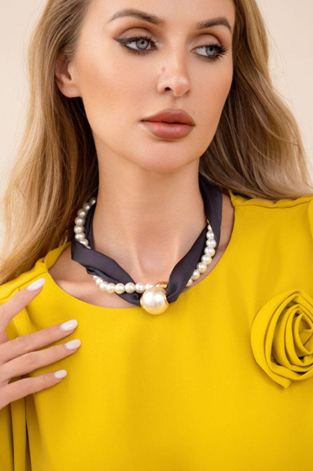 S5135 Pearl Silk Scarf Necklace - MiMi Wholesale