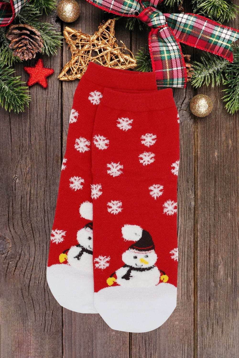 SS1007 Assorted Fuzzy Christmas Socks 12 Piece Pack - MiMi Wholesale