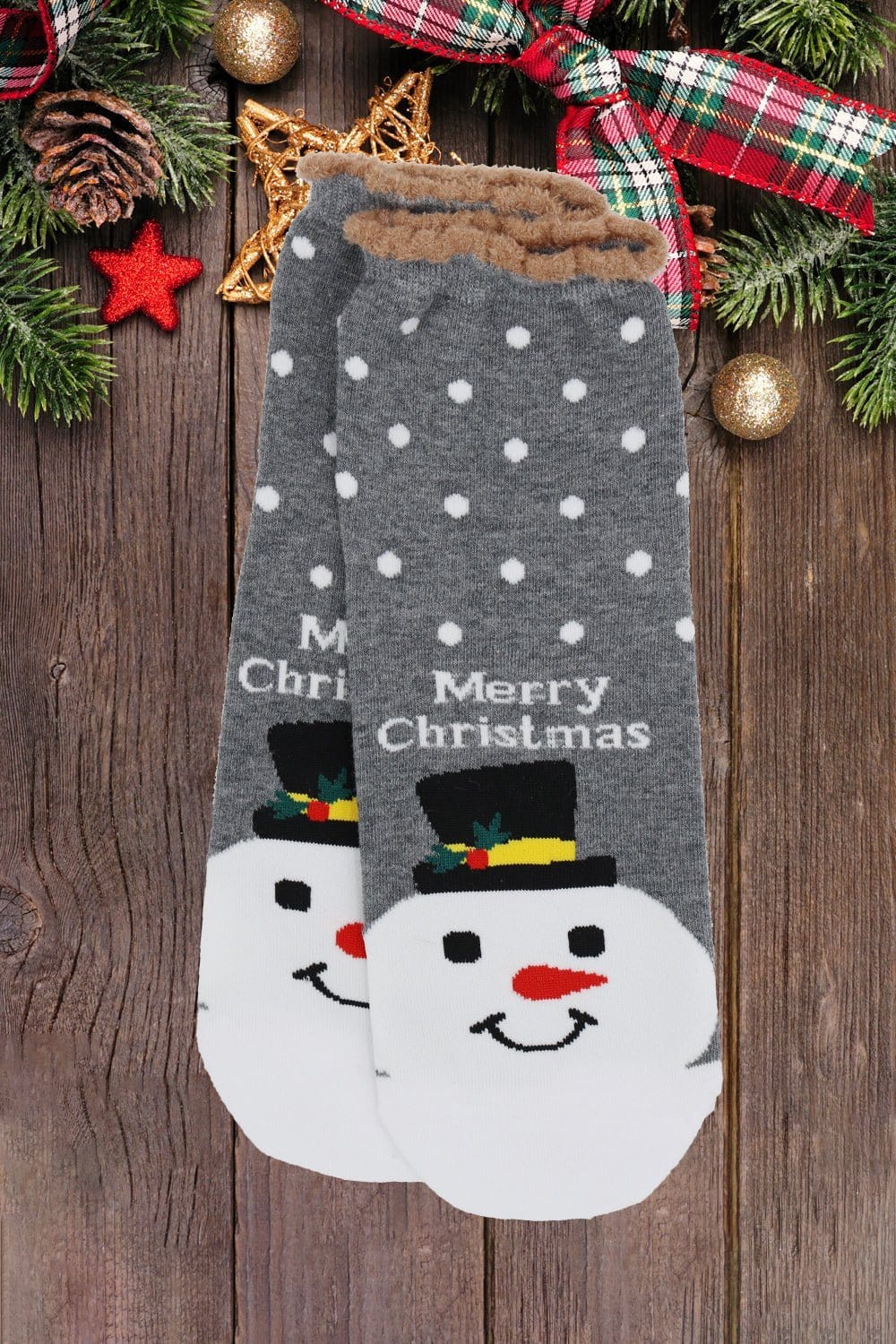 SS1010 Assorted Fuzzy Christmas Socks 12 Piece Pack - MiMi Wholesale