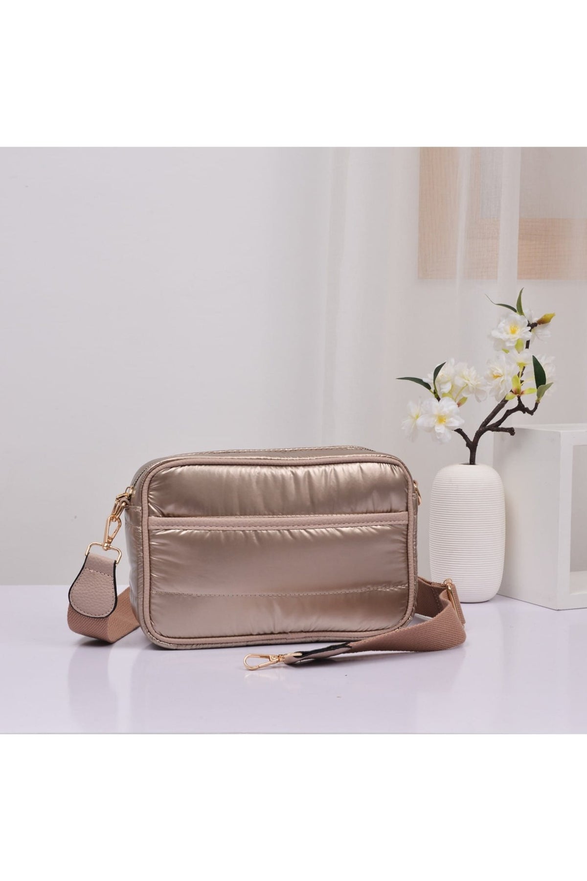 TG10293 Chloe Puffer Camera Crossbody Bag - MiMi Wholesale
