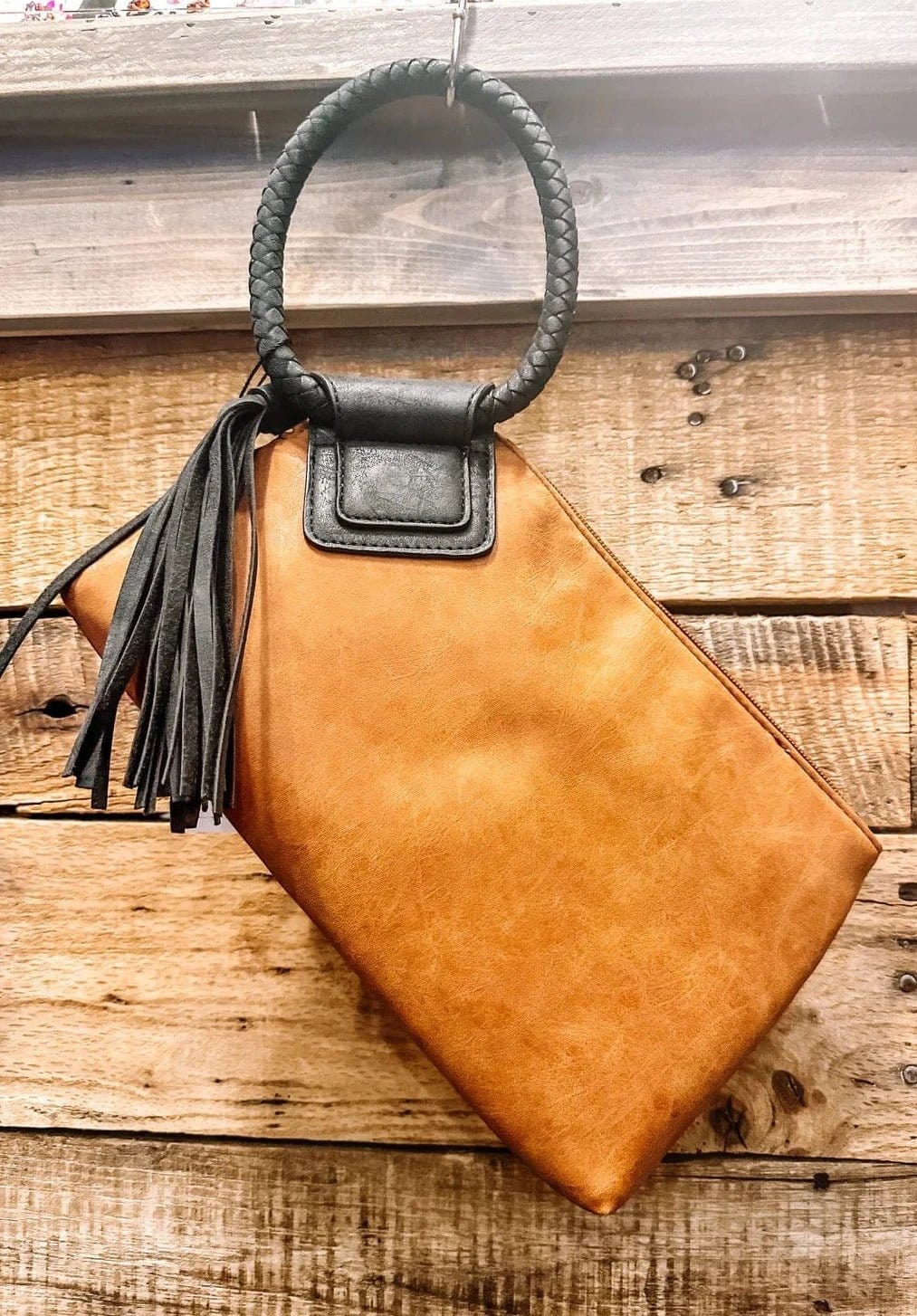 BP204 Fashion Cuff Handle Tassel Wristlet Clutch - MiMi Wholesale