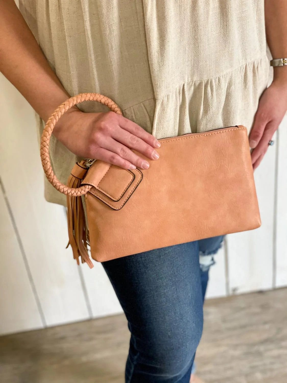 JYM0346 Soft Vegan Leather Wristlet/Clutch With Tassel - MiMi Wholesale
