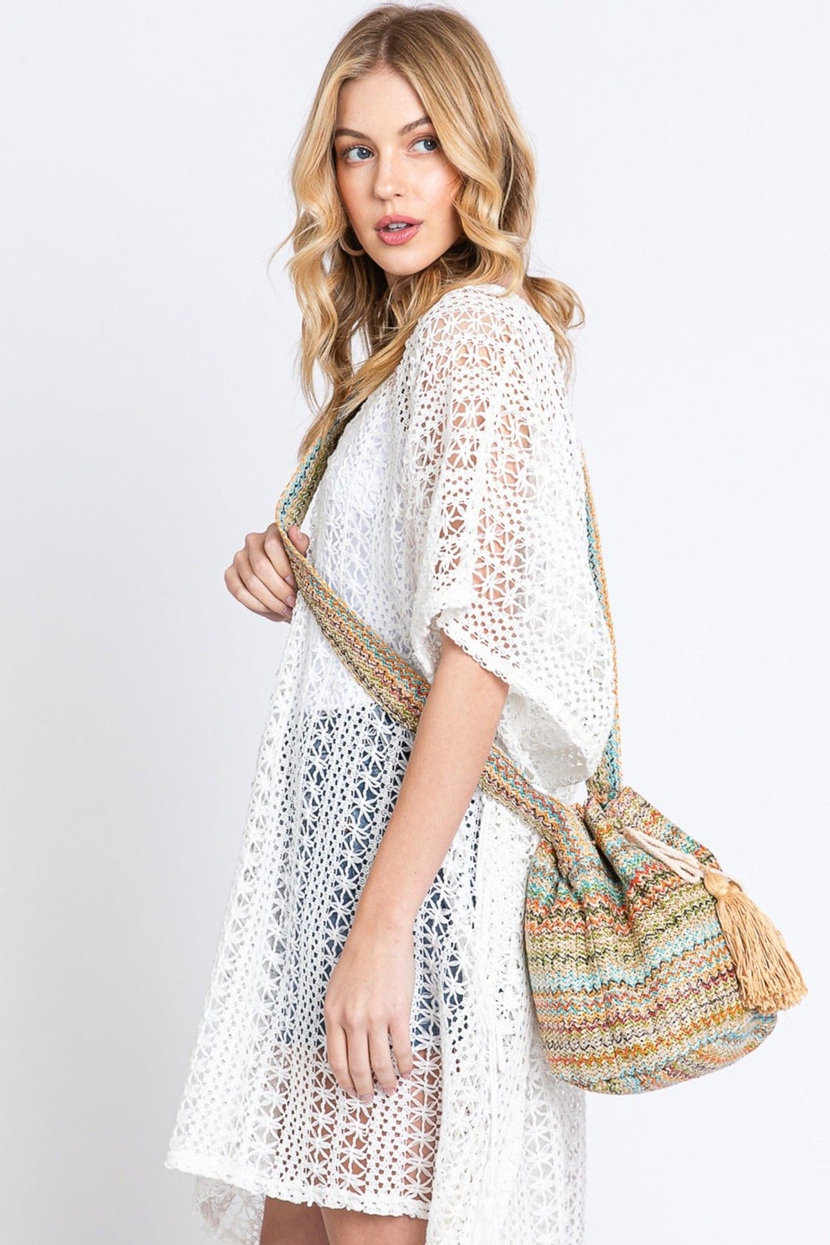 MB0235 Aspen Multi Color Chevron Straw Bucket Bag - MiMi Wholesale