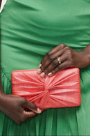 37221 Serenity Straw Clutch With Chain Strap - MiMi Wholesale