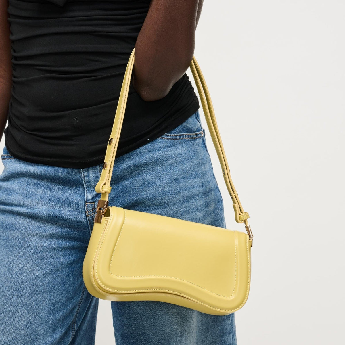 38010 Max Wave Baguette Shoulder Bag - MiMi Wholesale