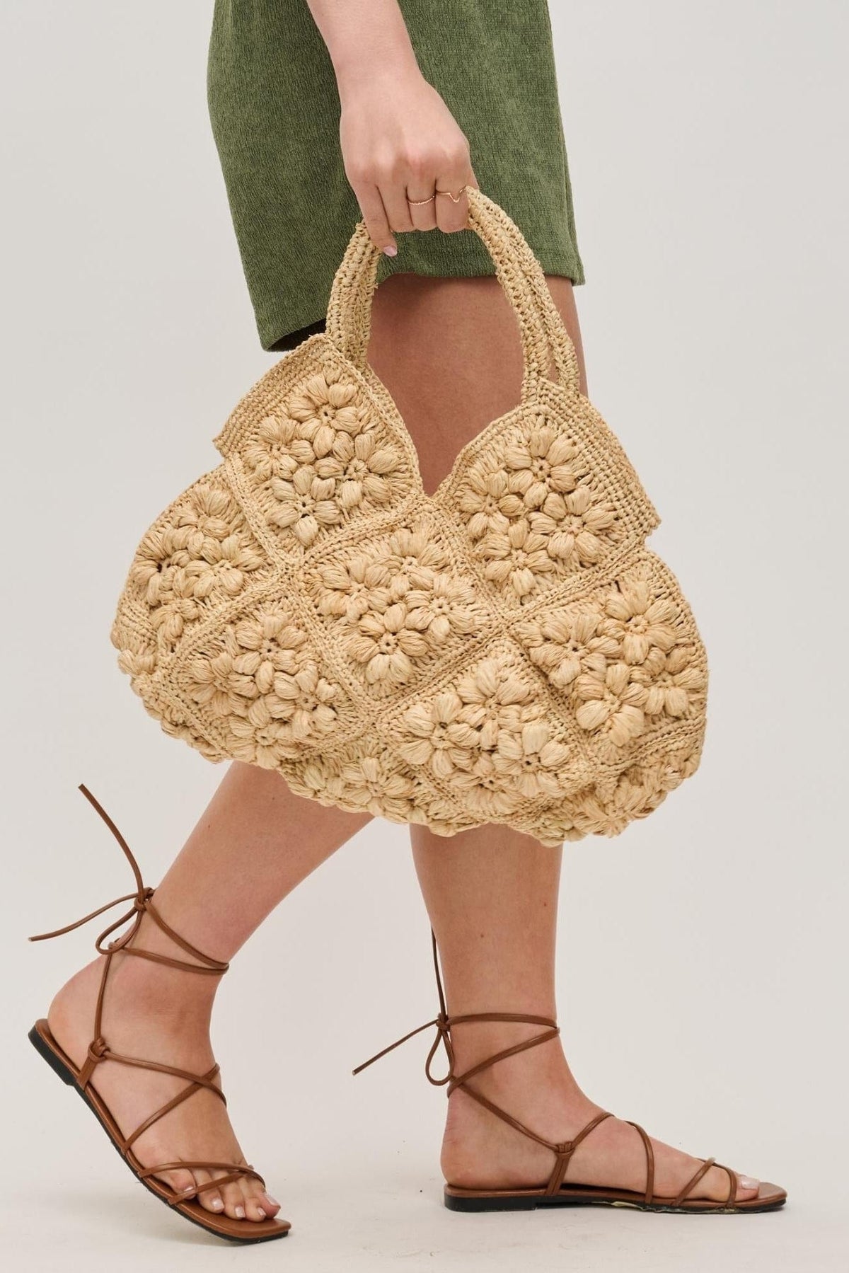61323 Beth Floral Straw Tote Bag - MiMi Wholesale