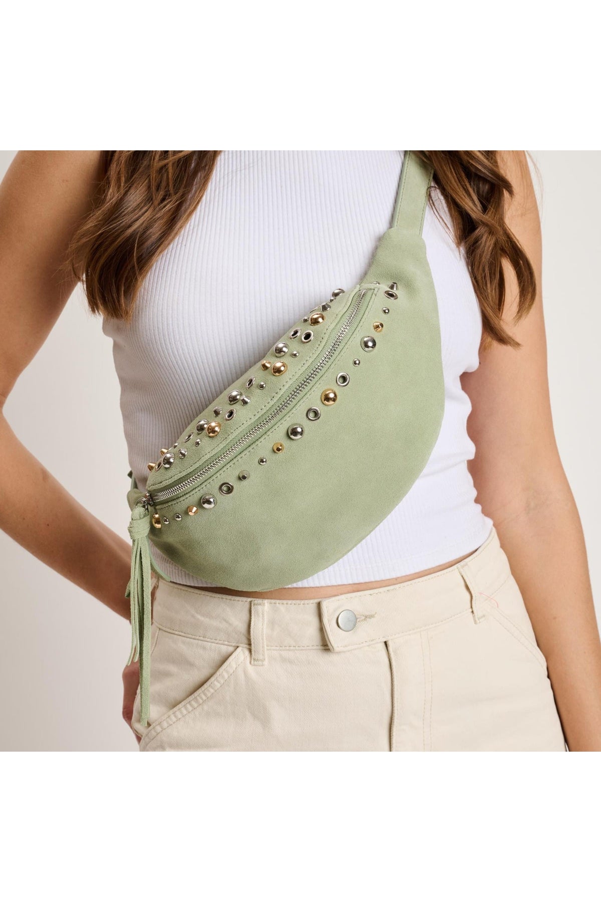 Moda Luxe 63650ML Sage bag styled on model, view 1
