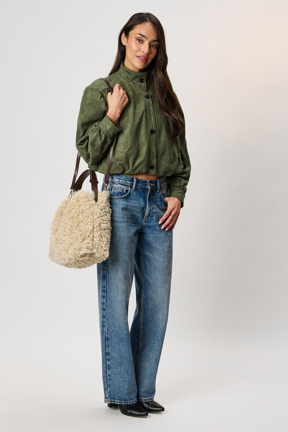Moda Luxe 64578ML Cream bag styled on model, view 4