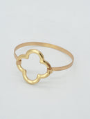 CB2357 Quatrefoil Hook Bracelet