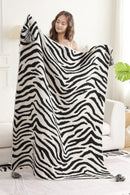 JCL6309 Tiger Tassel Throw Blanket