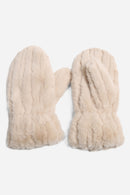 JG923 Seamed Fur Mittens