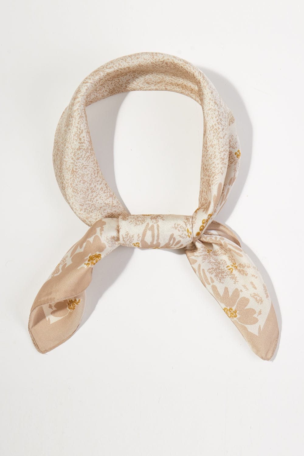 BS0110 Classic Floral Print Bandana - MiMi Wholesale