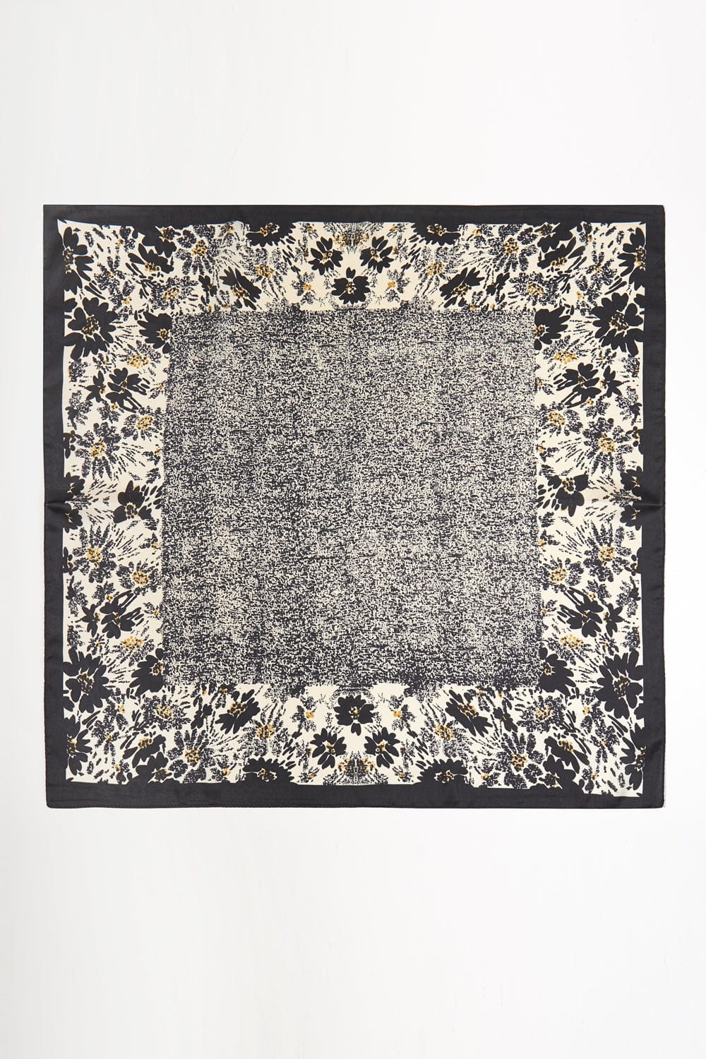 BS0110 Classic Floral Print Bandana - MiMi Wholesale