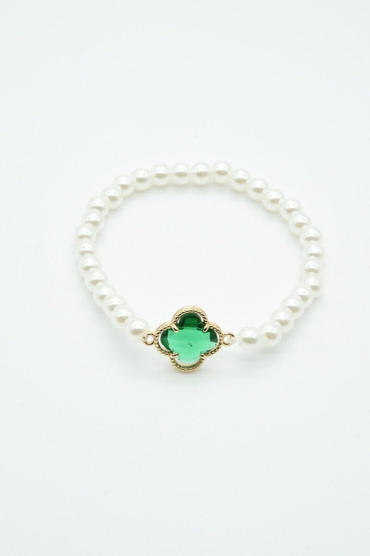 CB2213 Clover Accent Pearl Stretch Bracelet - MiMi Wholesale
