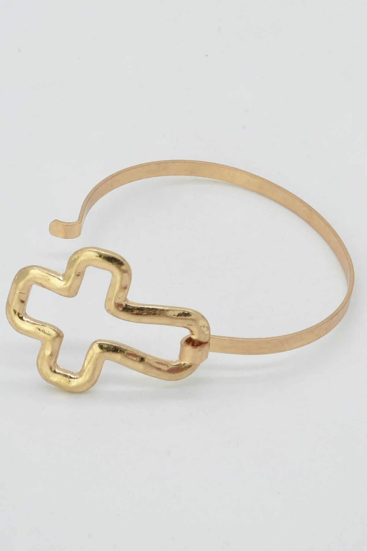 CB2355 Cross Hook Bracelet - MiMi Wholesale