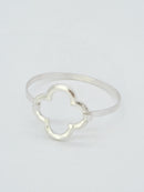 CB2357 Quatrefoil Hook Bracelet - MiMi Wholesale