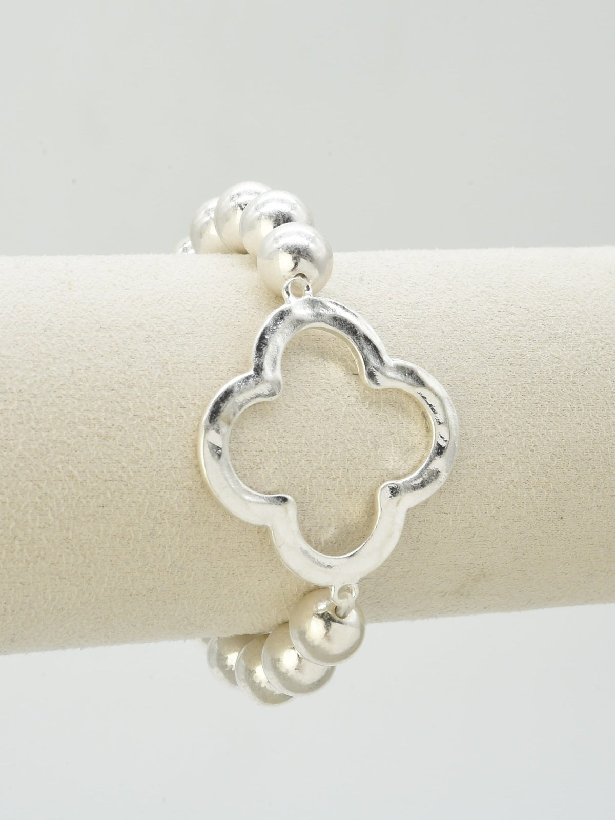 CB2375 Quatrefoil Stretch Bracelet - MiMi Wholesale