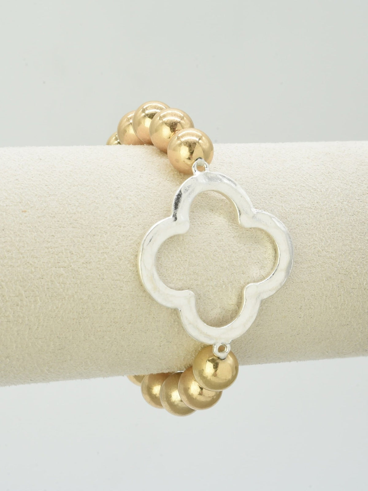 CB2375 Quatrefoil Stretch Bracelet - MiMi Wholesale