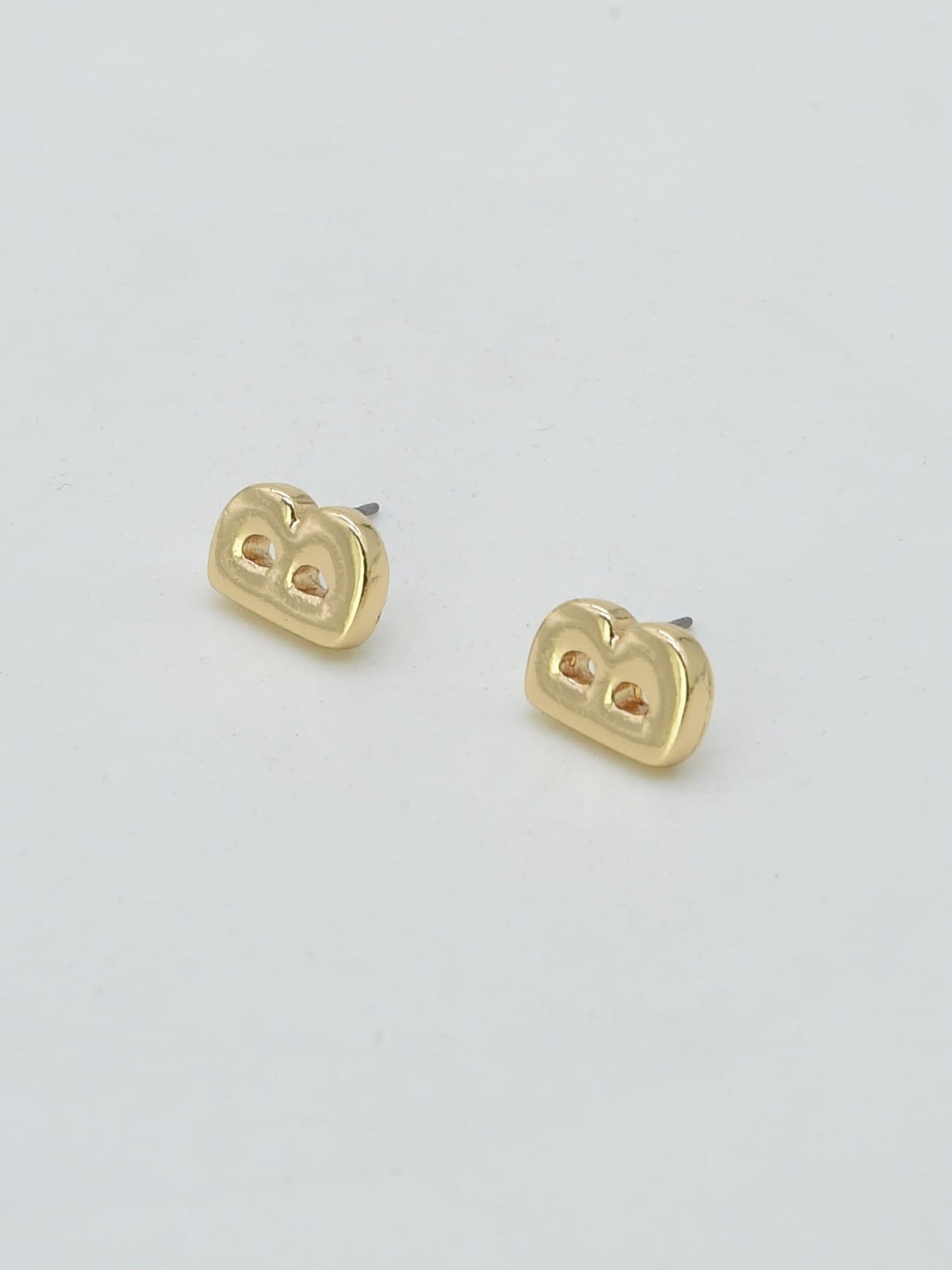 CE3216 Bubble Letter Stud Earrings - MiMi Wholesale