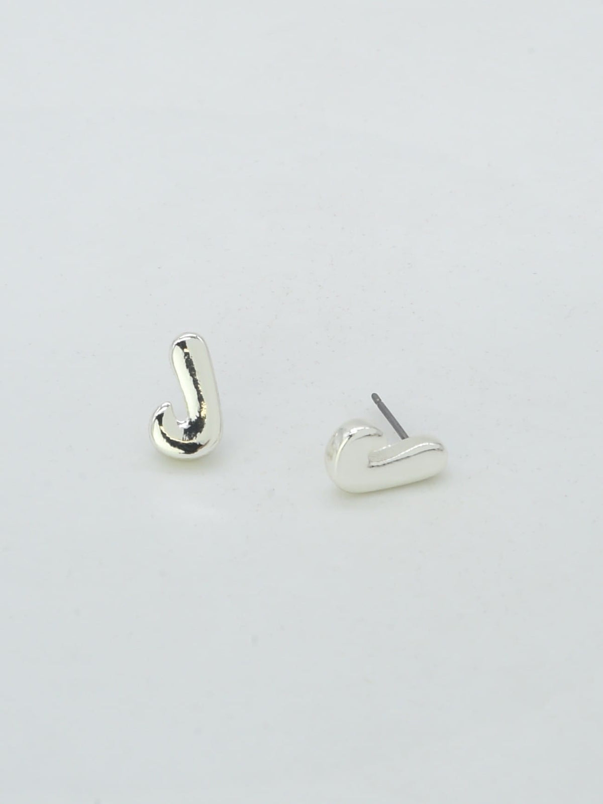 CE3216 Bubble Letter Stud Earrings - MiMi Wholesale