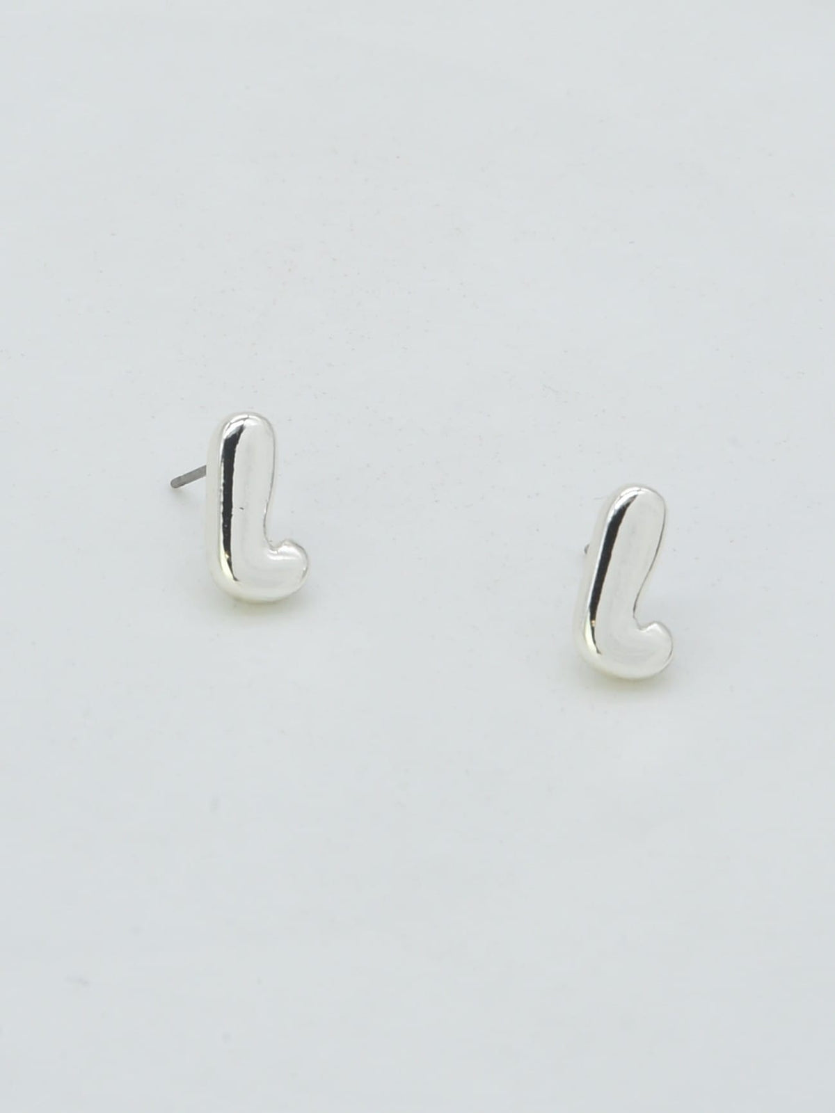 CE3216 Bubble Letter Stud Earrings - MiMi Wholesale