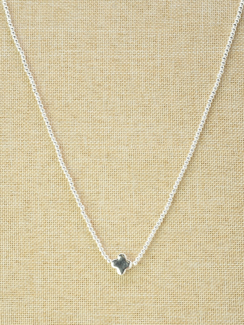 CN4375 Clover Pendant Necklace - MiMi Wholesale