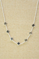 CN4379 Clover Necklace - MiMi Wholesale