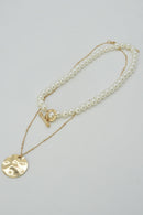 CN4411 2 Piece Pearl and Round Pendant Necklace - MiMi Wholesale