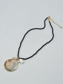 CN4416 Shell Pendant Necklace - MiMi Wholesale