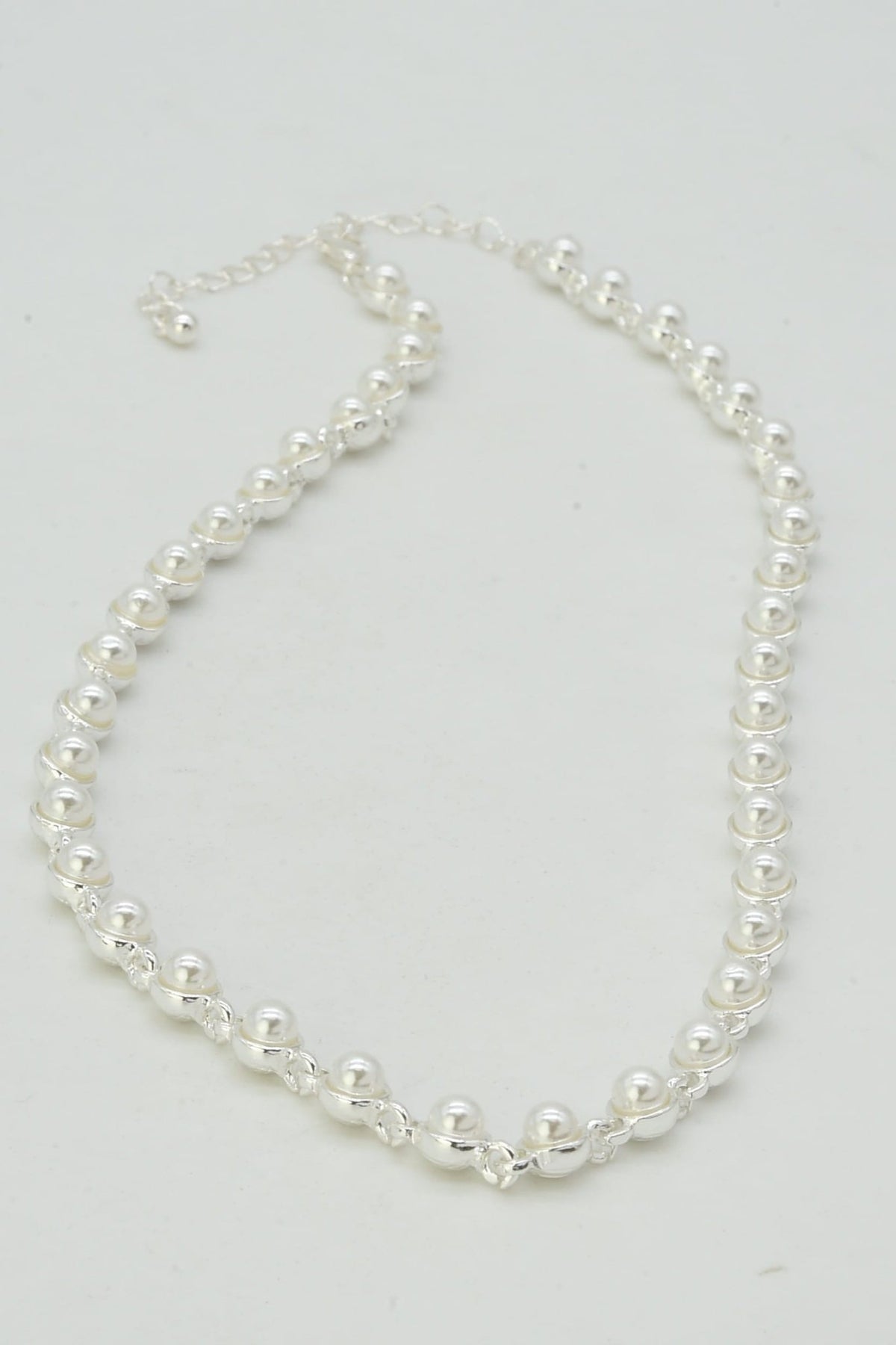 CN4423 Nora Pearl-Style Bead Chain Necklace - MiMi Wholesale