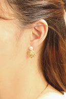 DJE310903 14K Shooting Star Pearl Post Earrings - MiMi Wholesale