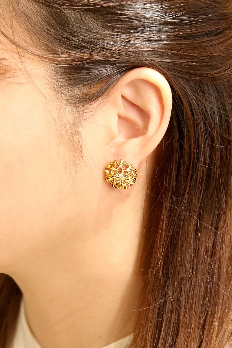 DJE311216 14K Dipped Blossom Filigree CZ Post Earrings - MiMi Wholesale