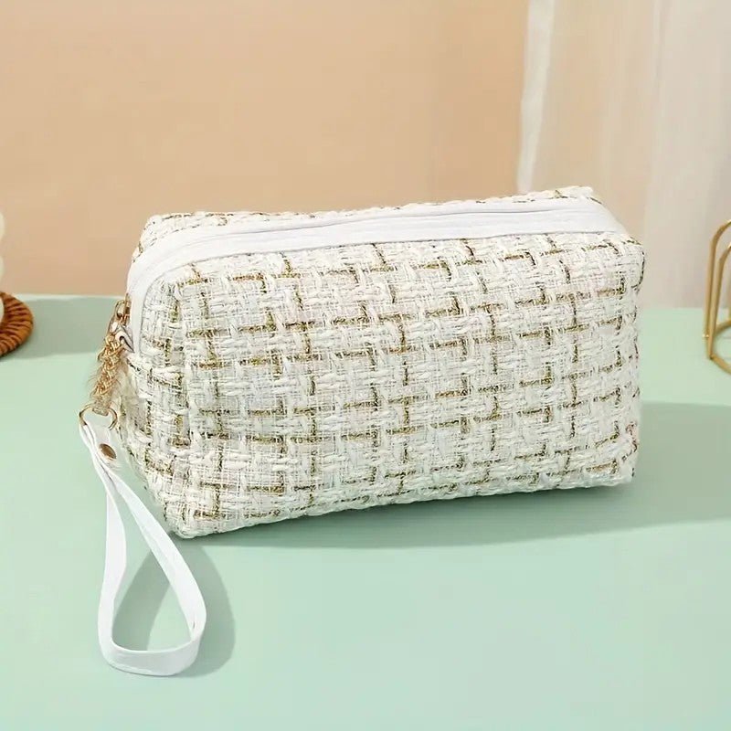 EG10307 Tweed Pouch With Wristlet Strap - MiMi Wholesale