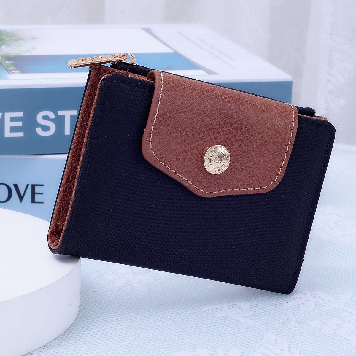 HM027 Bianca Bifold Wallet - MiMi Wholesale