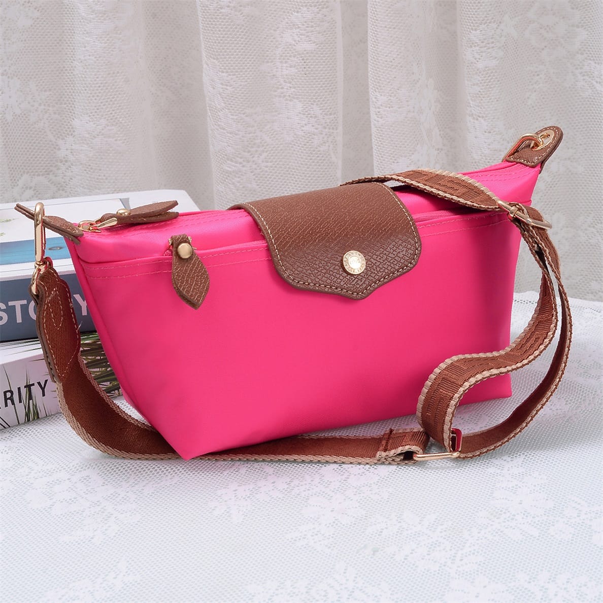 HM787 Ciara Nylon Crossbody Bag - MiMi Wholesale