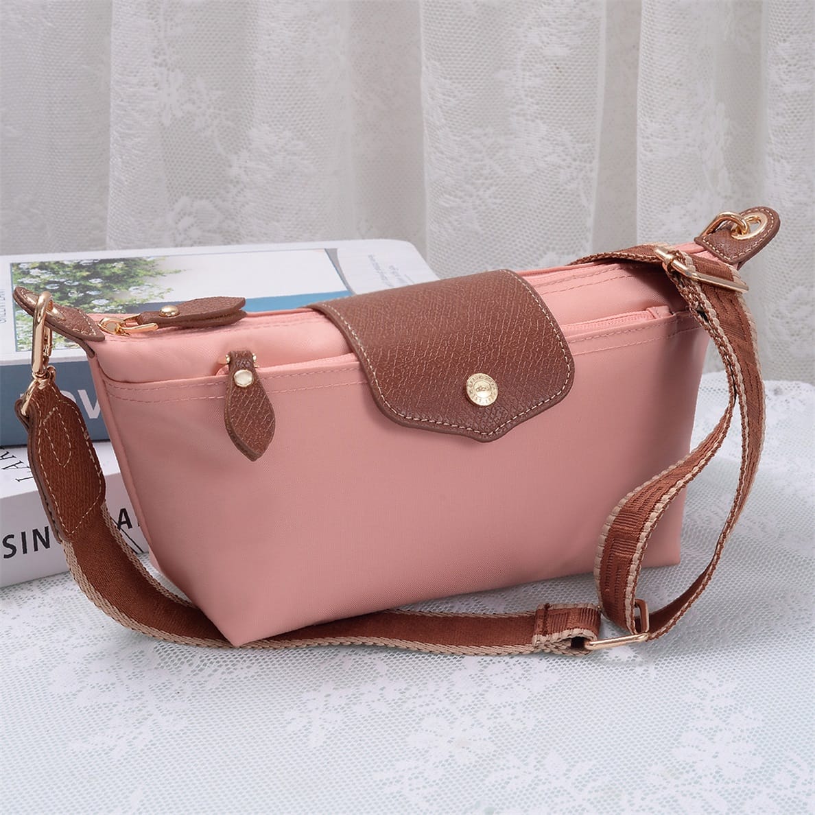 HM787 Ciara Nylon Crossbody Bag - MiMi Wholesale
