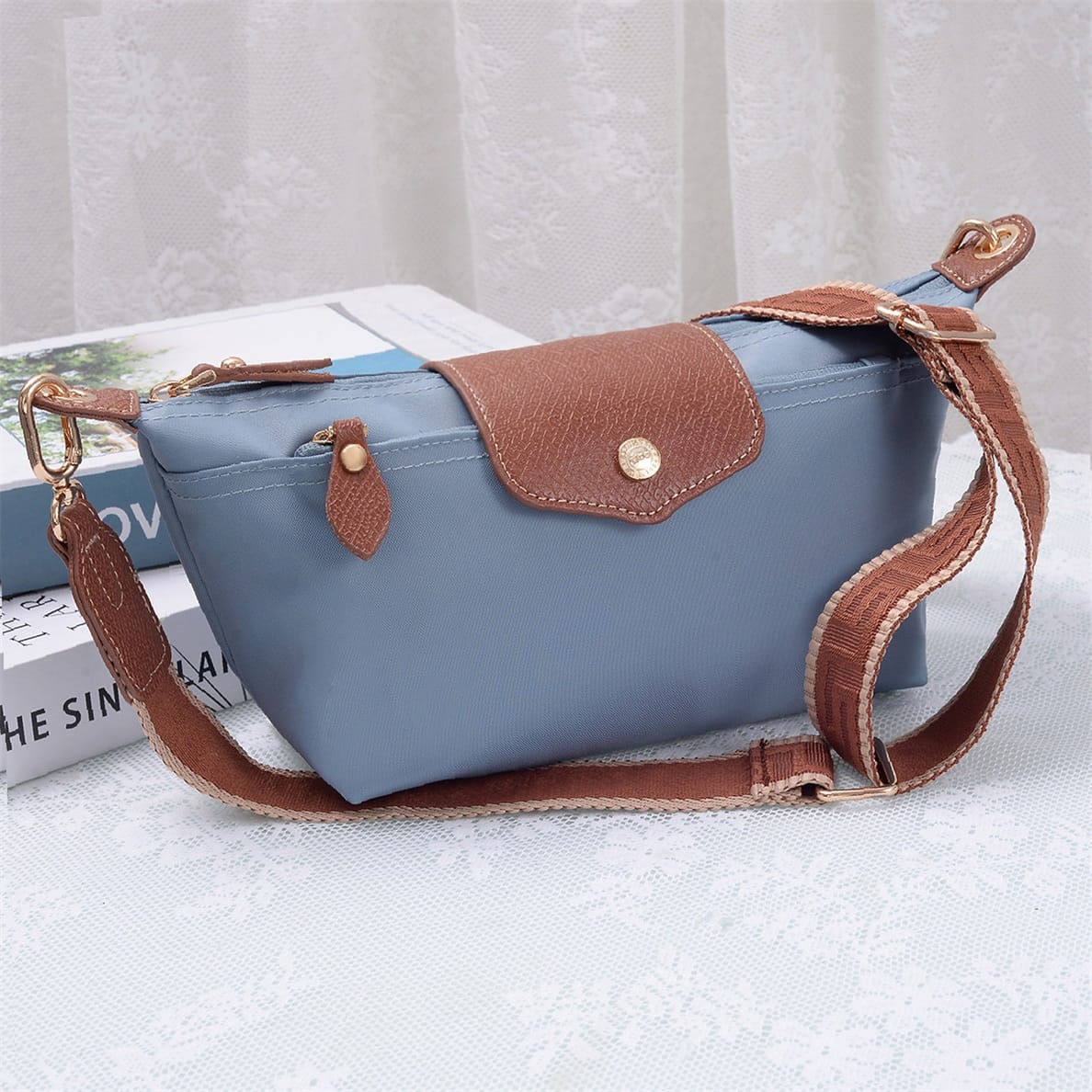 HM787 Ciara Nylon Crossbody Bag - MiMi Wholesale